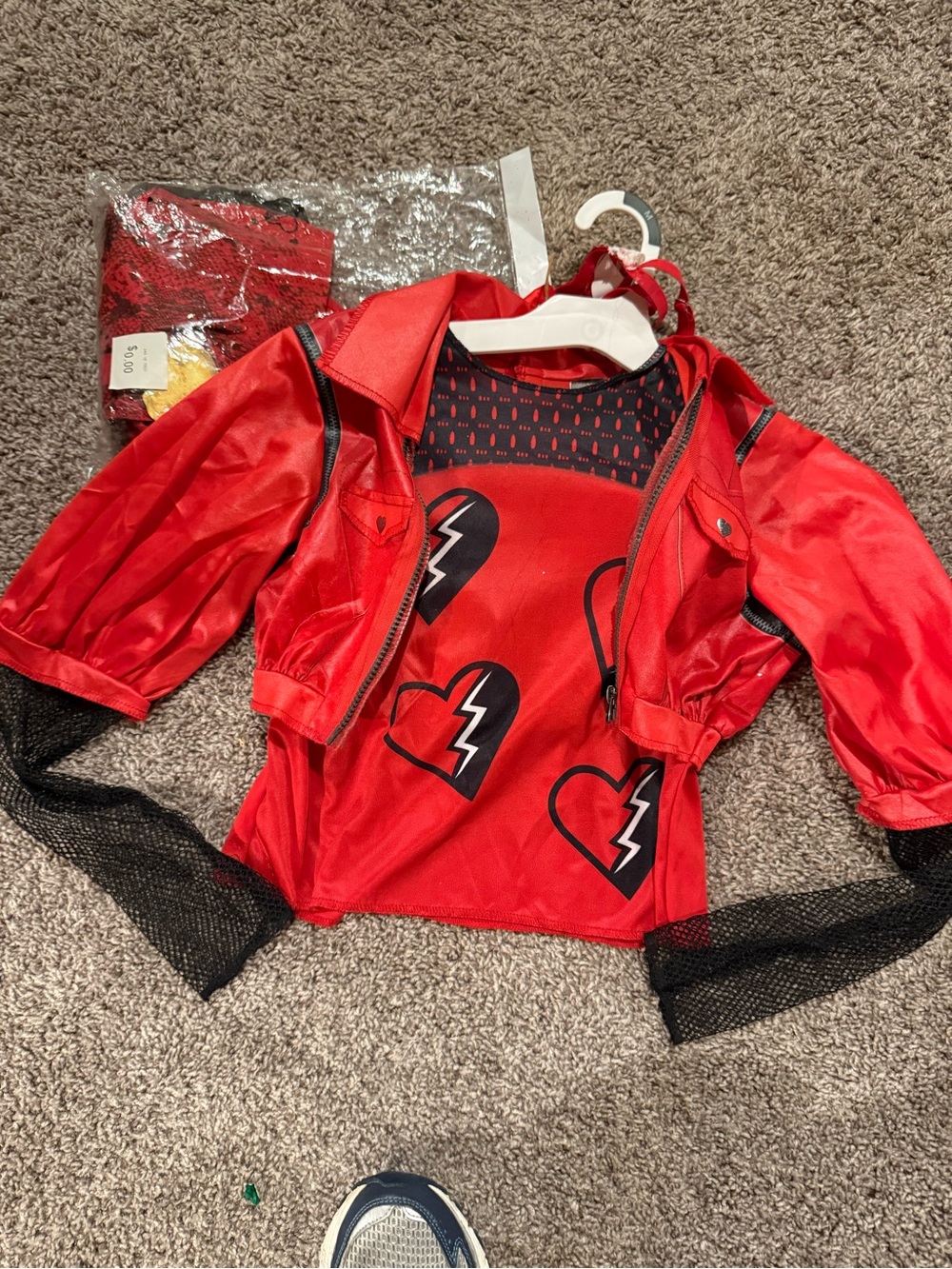 NEW Disney Descendents 4 Halloween Costume Girls Med 7-8 . Outfit comes with S - Picture 3 of 3